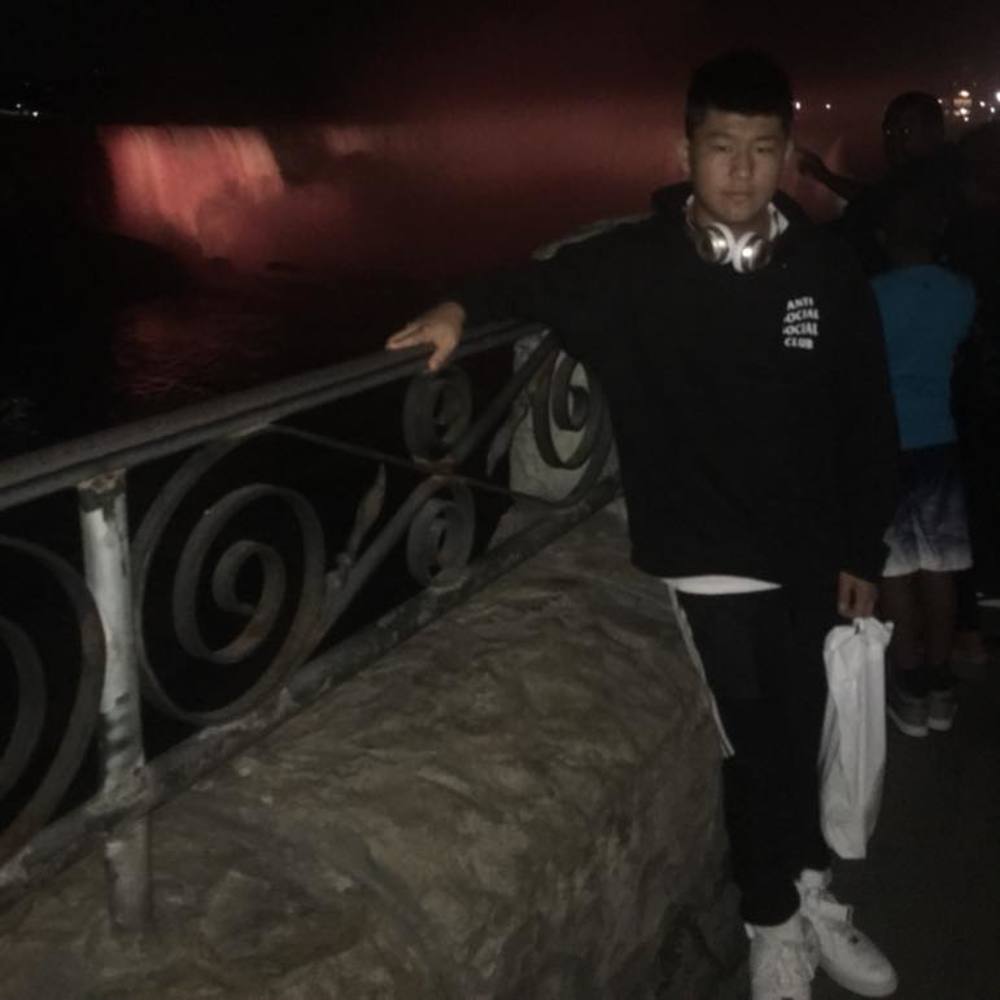 Meet your Posher, Vincent